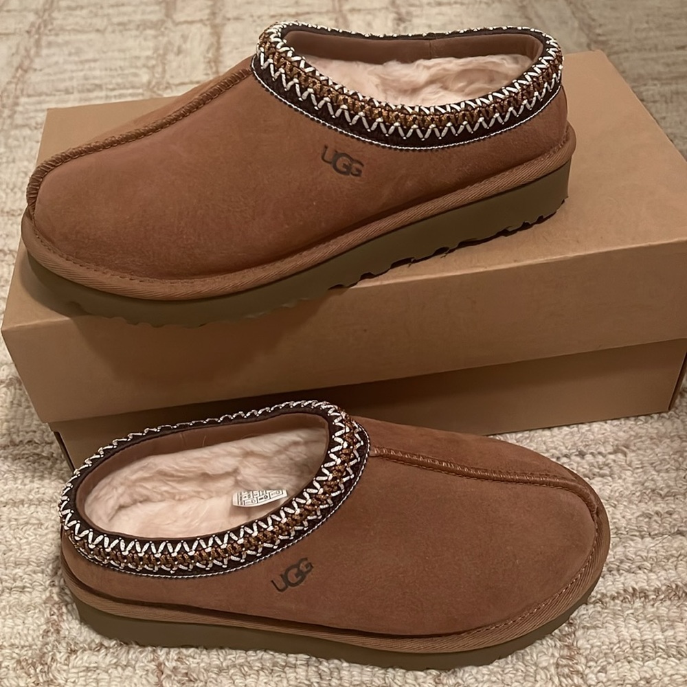 Ugg Tasman UGG Women’s Slippers Size 6 Chestnut